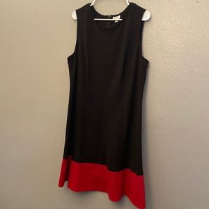 Black and red sleeveless dress